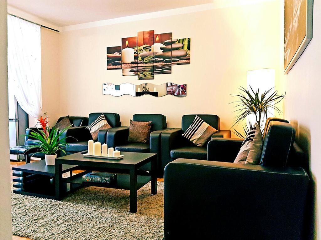 Gable Lodge London B&B Enfield Ngoại thất bức ảnh